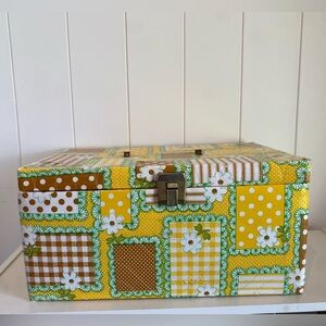 Vintage 1970s Quilted Vinyl Sewing Box Floral Patchwork retro or keepsake box